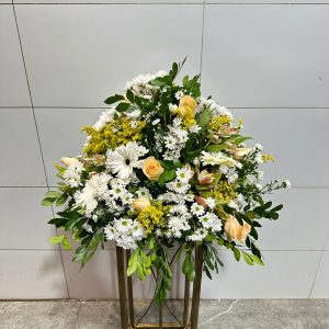 Arranjo Bola Flores Campo e Rosas. Cod. D-501