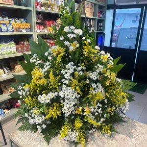 ,,Arranjo De Frente Pirâmide Flor Campo. Cod, D-491